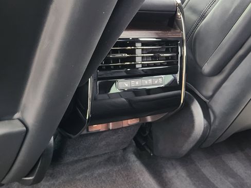 Certified 2024 Land Rover Range Rover Sport Dynamic SE image 31