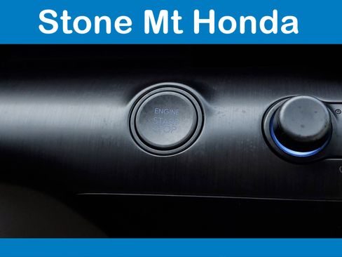 Used 2025 Hyundai Kona SEL image 31