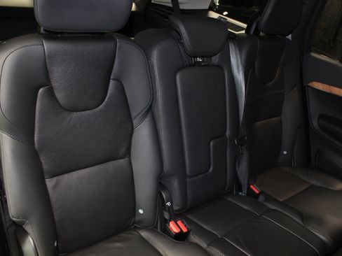 Used 2023 Volvo XC90 B6 Plus w/ Protection Package Premier AWD/4WD image 48