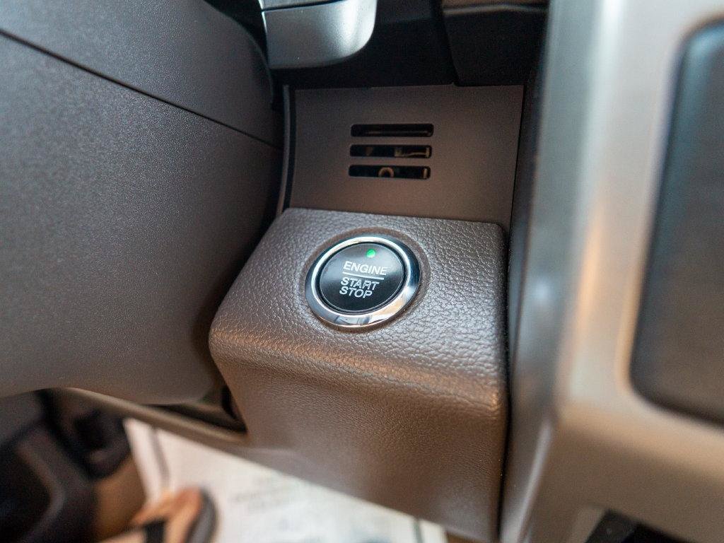 Used 2020 Ford Expedition Max XLT w/ Equipment Group 202A RWD image 28