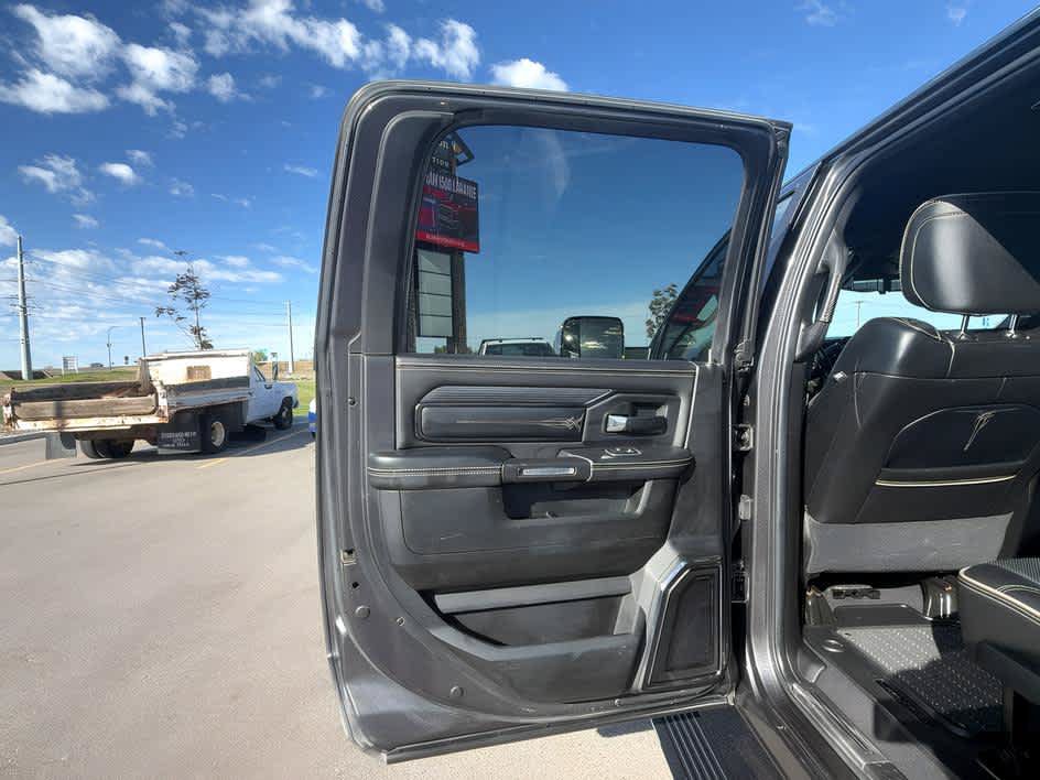 Used 2022 RAM 2500 Limited AWD/4WD image 19