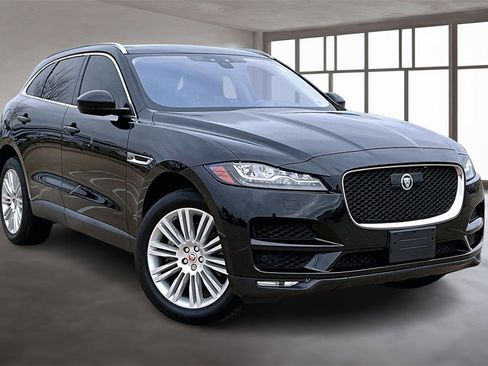 Used 2019 Jaguar F-PACE Portfolio image 11