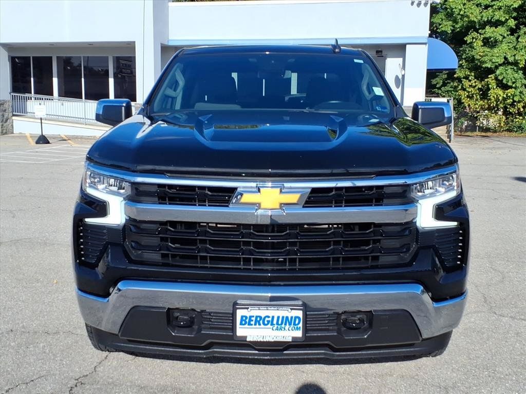 Used 2026 Chevrolet Silverado 1500 LT AWD/4WD image 9