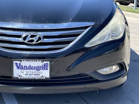 Used 2014 Hyundai Sonata SE w/ Premium Package 03 FWD image 8