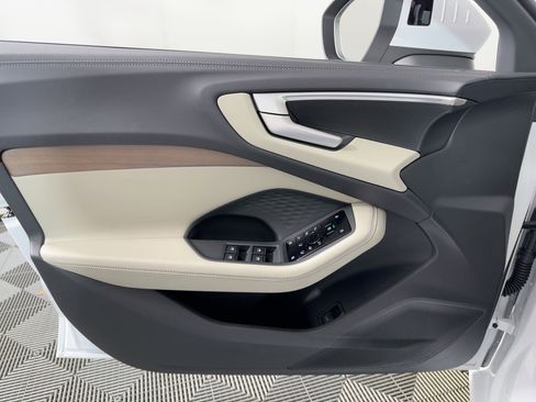 Used 2025 Audi A5 2.0T Premium w/ Convenience Package image 12