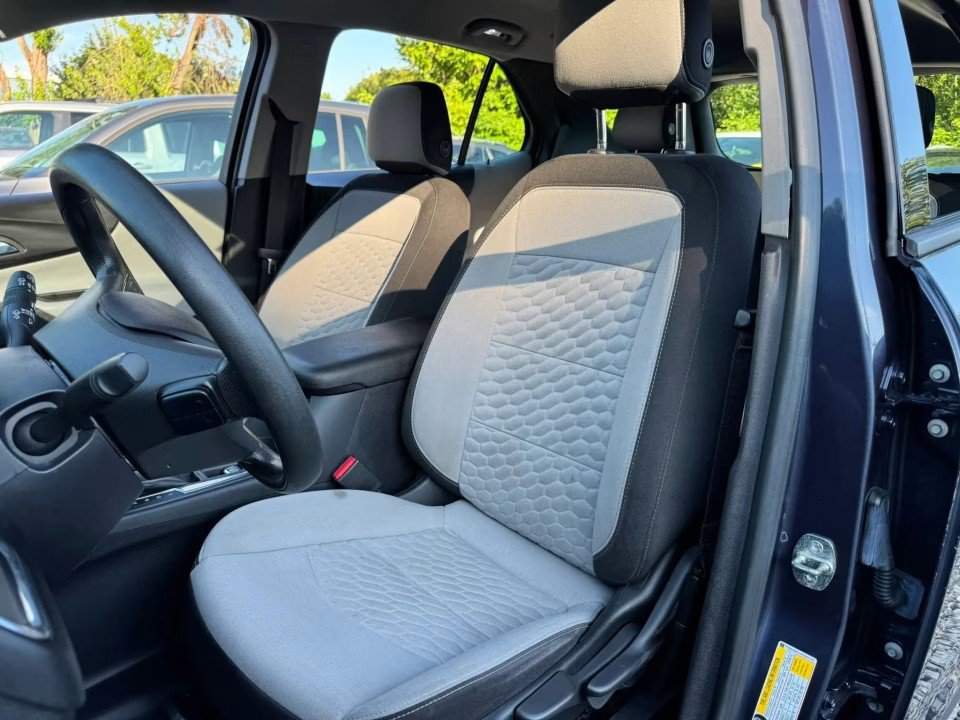 Used 2019 Chevrolet Equinox LS AWD/4WD image 8