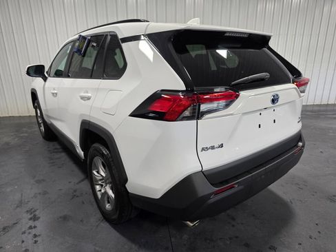 Used 2024 Toyota RAV4 XLE w/ Convenience Package AWD/4WD image 3