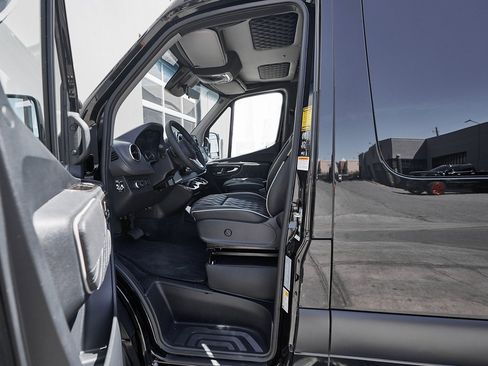 Used 2024 Mercedes-Benz Sprinter 3500 w/ Parking Package image 27