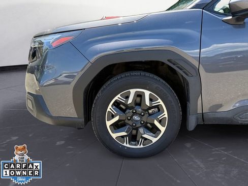 Certified 2025 Subaru Forester Premium AWD/4WD image 15
