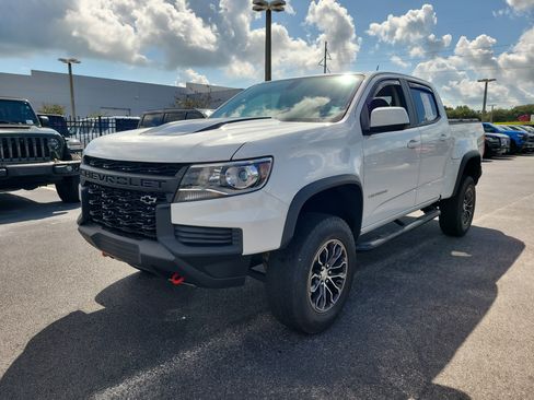 Used 2022 Chevrolet Colorado ZR2 w/ LPO, Power Package image 3