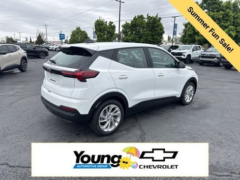 New 2027 Chevrolet Bolt LT w/ Comfort Package FWD image 7
