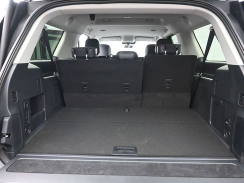 New 2026 Lincoln Navigator L Premier AWD/4WD image 33