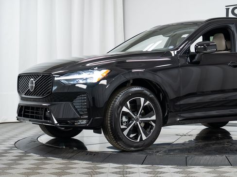 New 2026 Volvo XC60 B5 Core AWD/4WD image 25