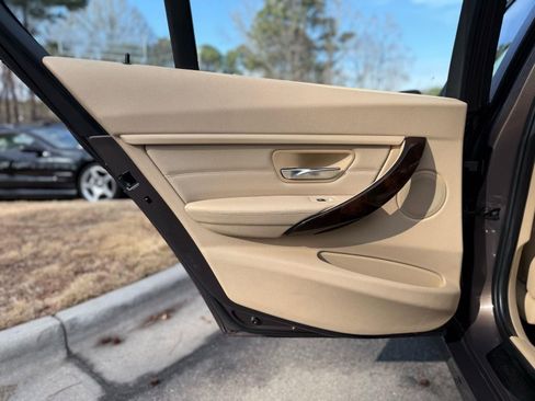 Used 2015 BMW 328i xDrive Sedan image 23