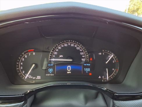 Used 2019 Cadillac XT5 FWD image 28