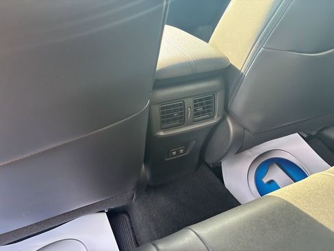 Used 2021 Toyota RAV4 Limited image 36