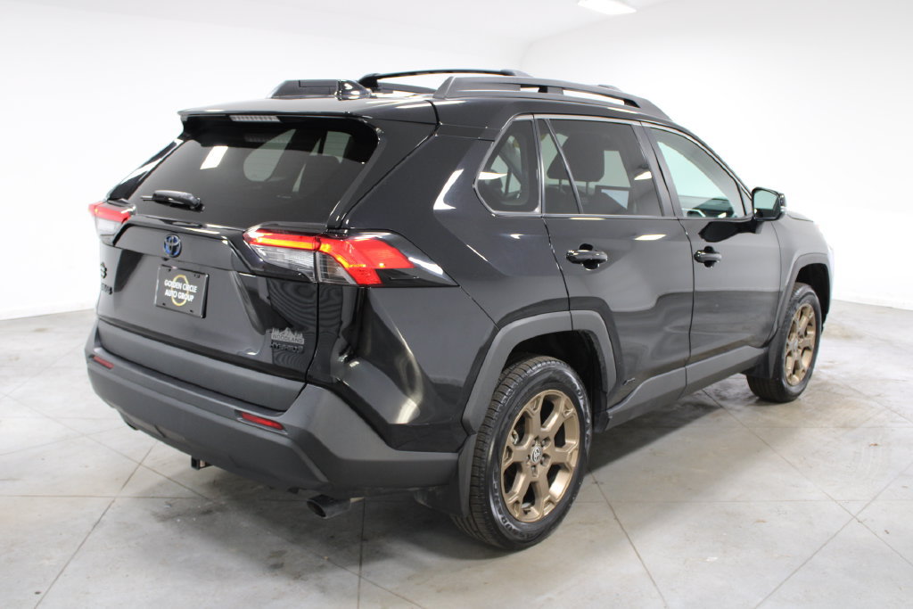 Used 2024 Toyota RAV4 AWD Hybrid image 9