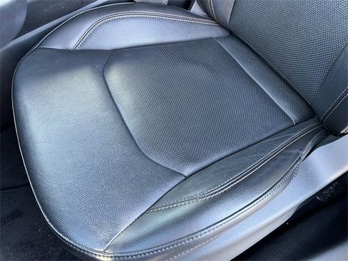 Certified 2022 Jeep Compass Limited image 12