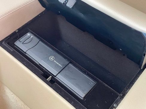 Used 2006 Mercedes-Benz SL 500 image 34