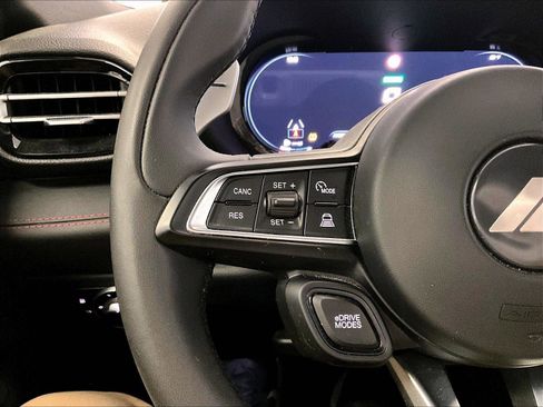 Used 2024 Dodge Hornet R/T Plus w/ R/T Blacktop Package image 17