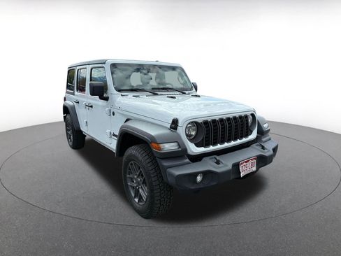 Used 2025 Jeep Wrangler Unlimited Sport AWD/4WD image 1