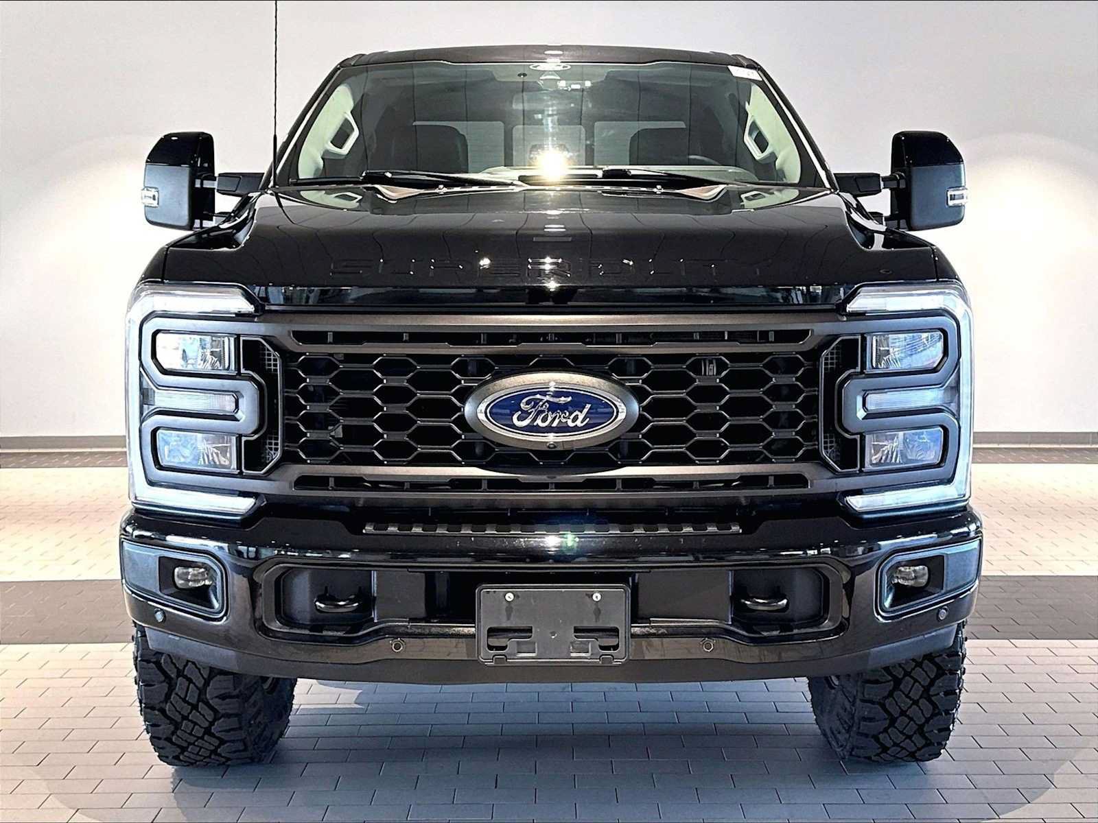 Used 2024 Ford F250 Lariat w/ Lariat Ultimate Package AWD/4WD image 14