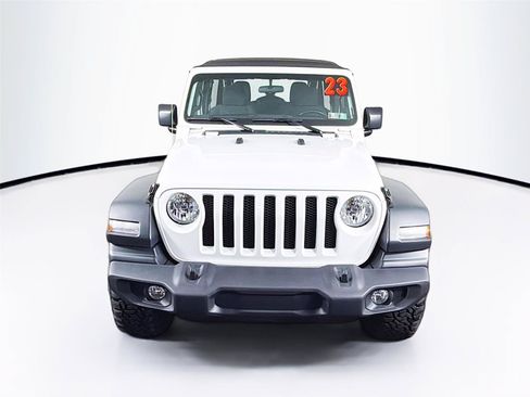 Used 2023 Jeep Wrangler Unlimited Sport AWD/4WD image 13