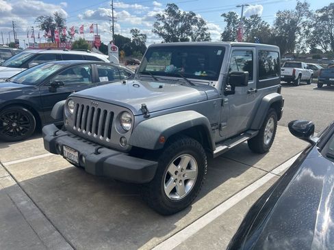 Used 2015 Jeep Wrangler Sport w/ Quick Order Package 24S AWD/4WD image 1