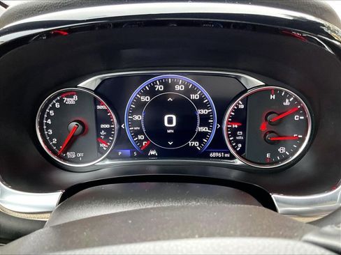 Used 2023 Chevrolet Traverse Premier image 26