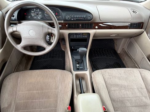 Used 1995 Nissan Altima SE image 14