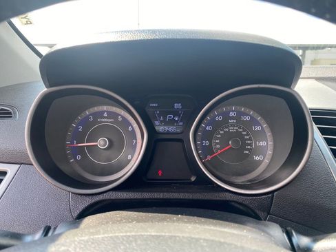 Used 2016 Hyundai Elantra Value Edition FWD image 15
