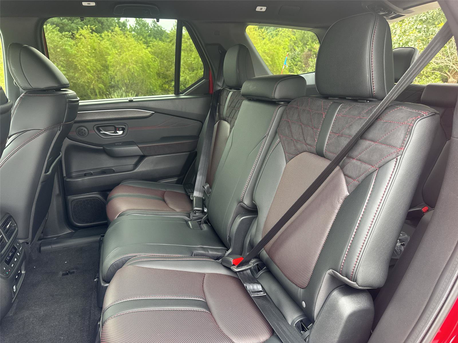 New 2026 Honda Pilot Black Edition image 30