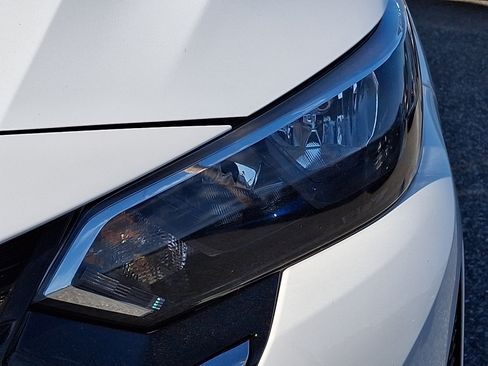 Certified 2024 Nissan Sentra SV w/ All-Weather Package FWD image 9