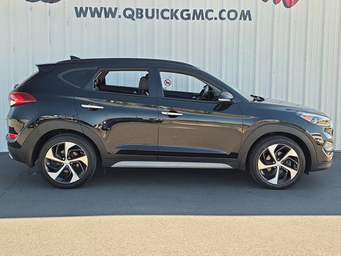 Used 2017 Hyundai Tucson Limited w/ Limited Ultimate Package 03 image 11