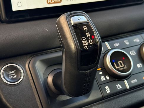 Used 2020 Land Rover Defender 110 S image 19