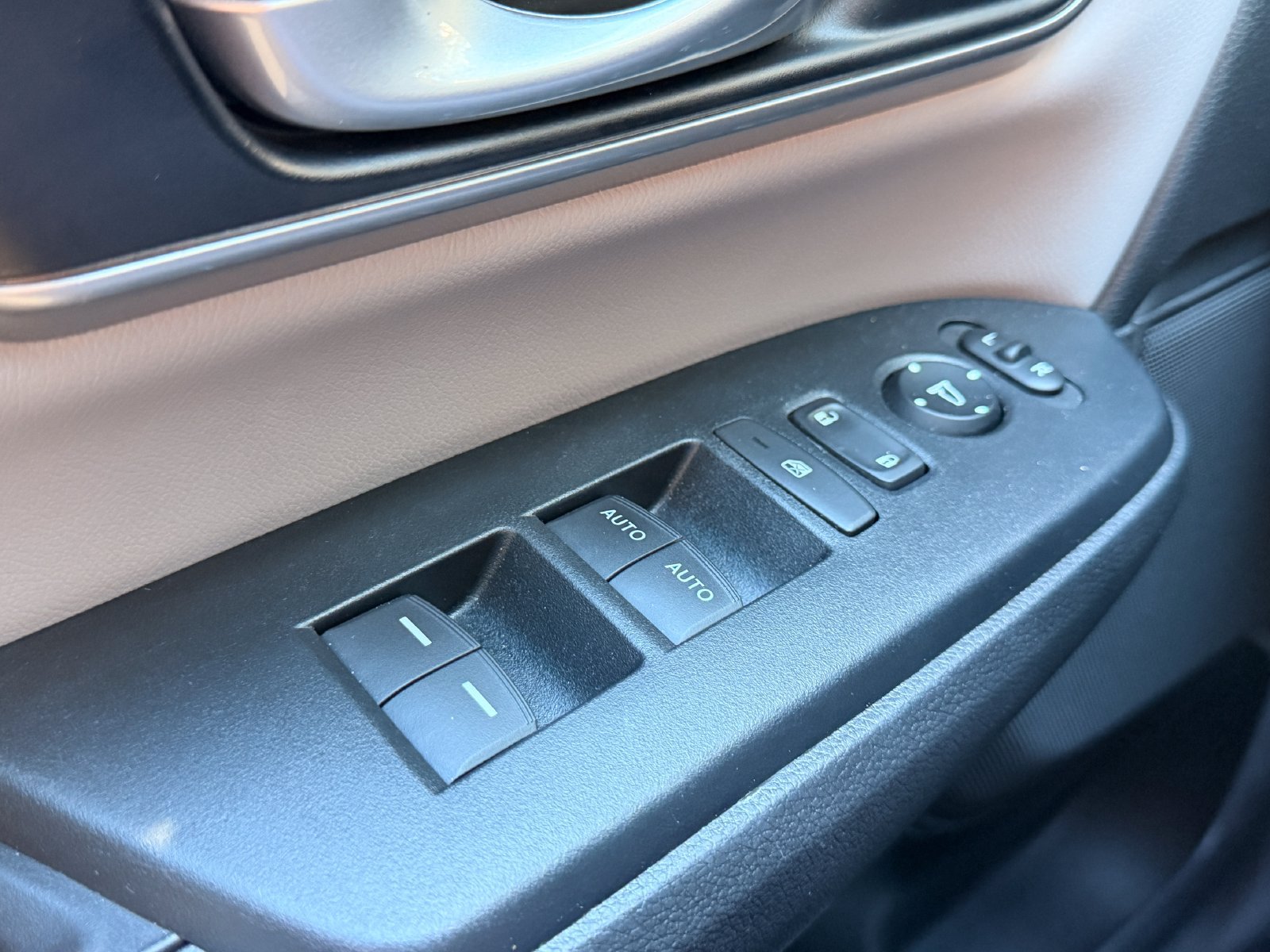 Used 2022 Honda CR-V EX-L image 19