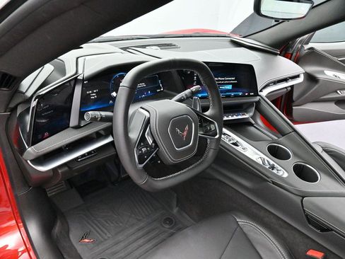 Used 2026 Chevrolet Corvette Stingray Convertible w/ Z51 Performance Package RWD image 12