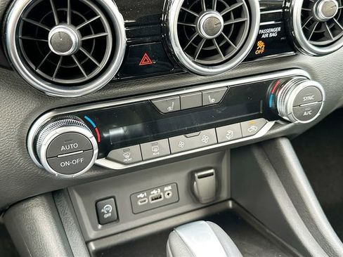 New 2025 Nissan Sentra SR image 14
