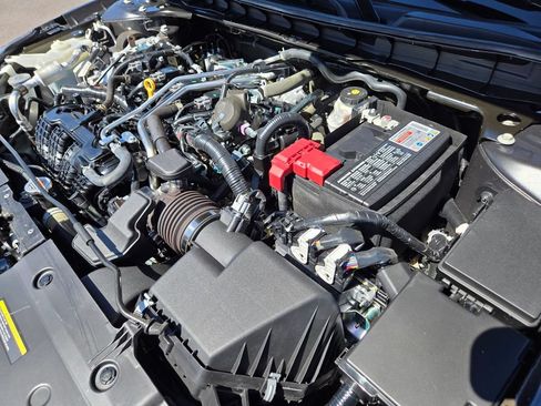 Certified 2022 Nissan Altima 2.5 SL FWD image 21