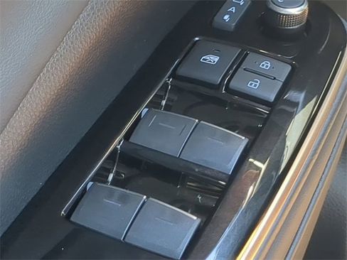 New 2026 Toyota Crown XLE image 21