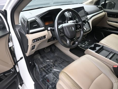 Used 2022 Honda Odyssey Touring image 12