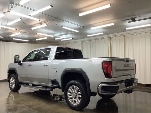 Used 2023 GMC Sierra 2500 Denali w/ Denali Ultimate Package image 11