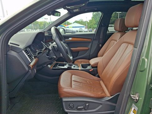 Used 2023 Audi Q5 2.0T Premium w/ Convenience Package AWD/4WD image 13