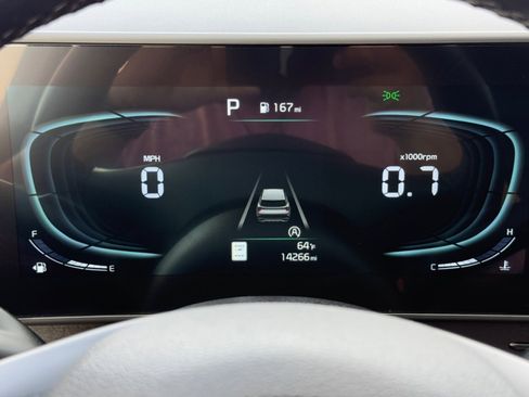 Used 2025 Kia Sportage X-Line w/ Premium Package image 23