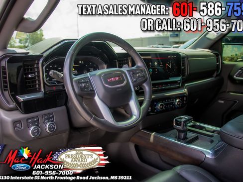 Used 2023 GMC Sierra 1500 SLT w/ SLT Premium Package AWD/4WD image 7