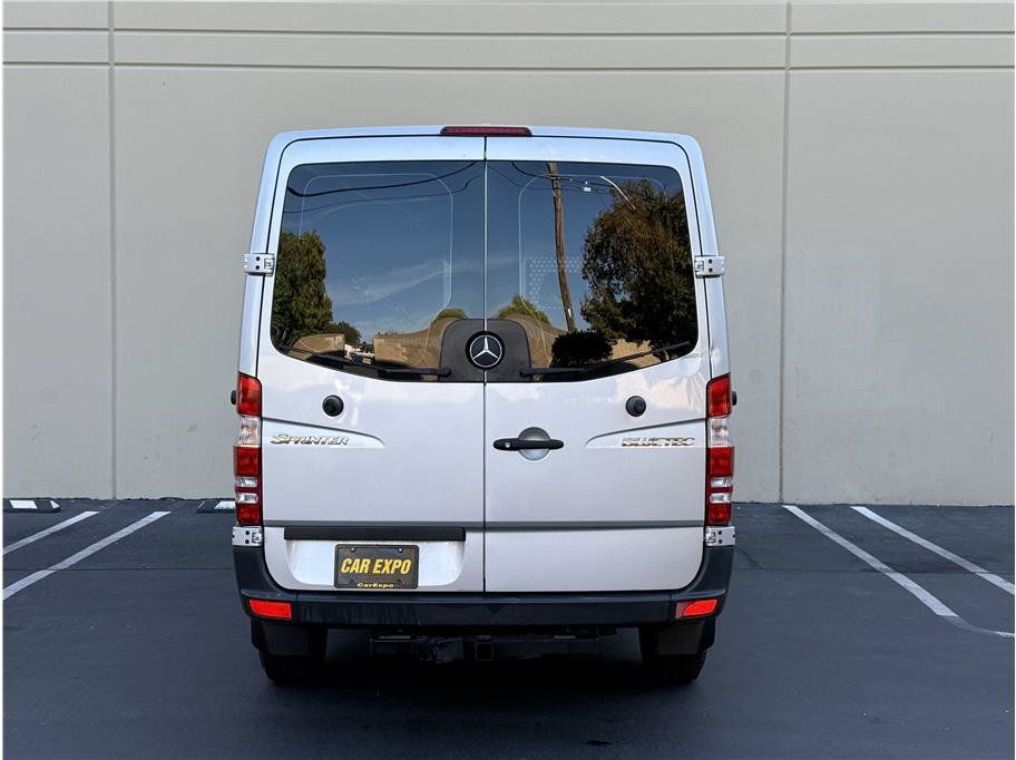 Used 2013 Mercedes-Benz Sprinter 2500 image 5