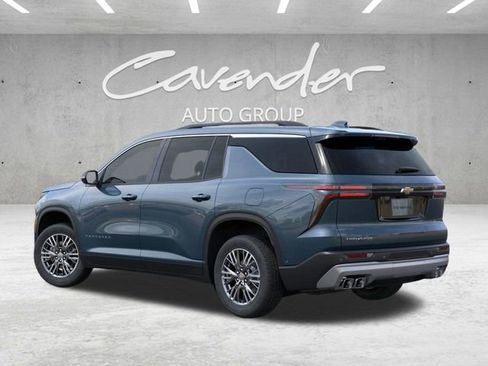 New 2026 Chevrolet Traverse LT w/ Driver Confidence Package image 3