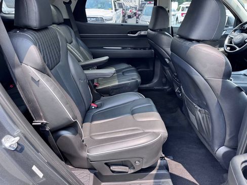 Used 2023 Hyundai Palisade Limited w/ Cargo Package AWD/4WD image 29