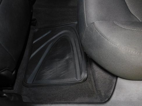 Used 2018 Chevrolet Malibu LT image 66