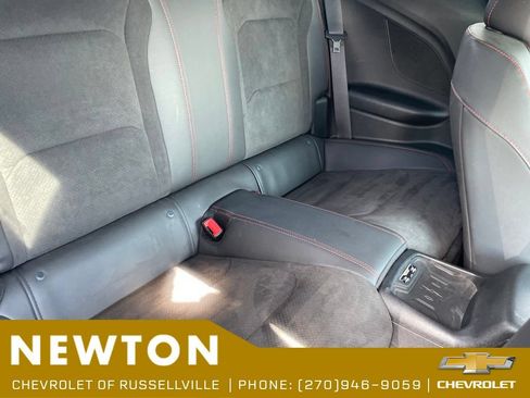 Used 2018 Chevrolet Camaro ZL1 RWD image 13